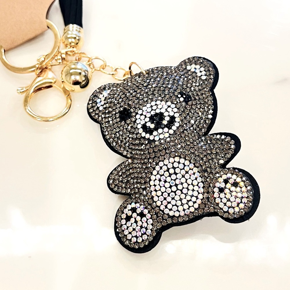 NWT CRYSTAL TEDDY BEAR BAG CHARM KEYCHAIN